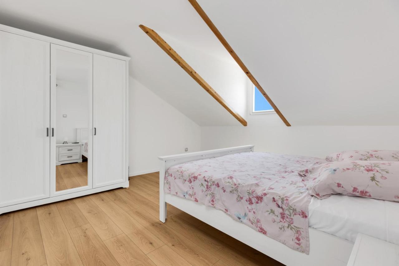 Luxury Dante Apartment With Terrace Split Exteriér fotografie